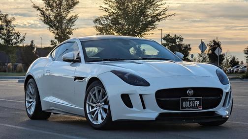 White 2017 Jaguar F-TYPE Premium