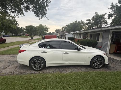 White 2017 INFINITI Q50 3.0t Signature Edition