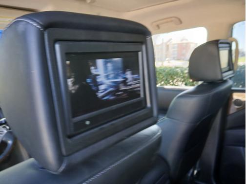 2016 INFINITI QX80 Base