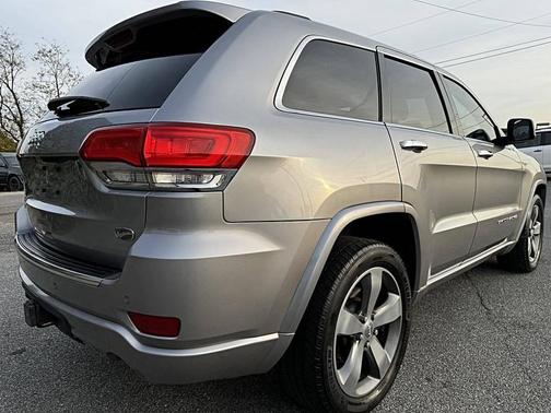 Gray 2015 Jeep Grand Cherokee Overland