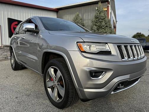Gray 2015 Jeep Grand Cherokee Overland