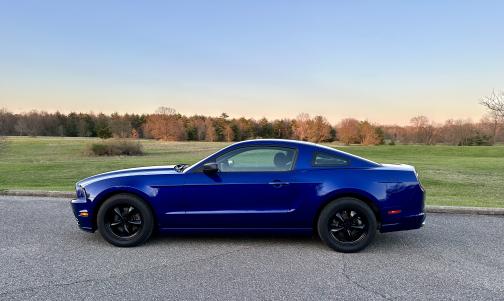2014 Ford Mustang V6