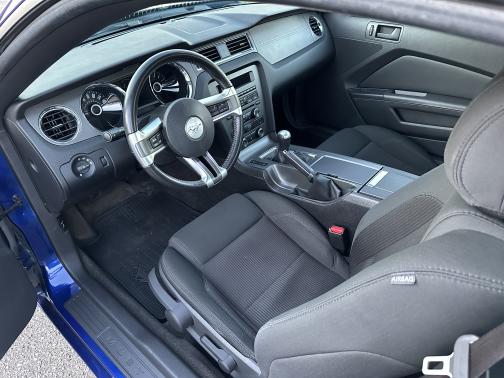 2014 Ford Mustang V6