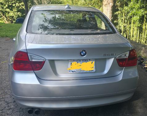 Silver 2006 BMW 325 i