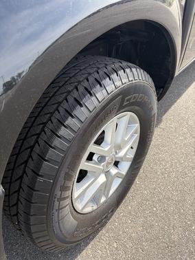 Black 2020 Nissan Frontier SV