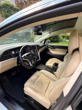 White 2016 Tesla Model X 75D