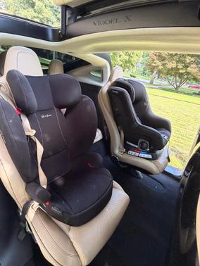 White 2016 Tesla Model X 75D