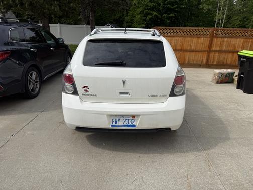 2009 Pontiac Vibe Base