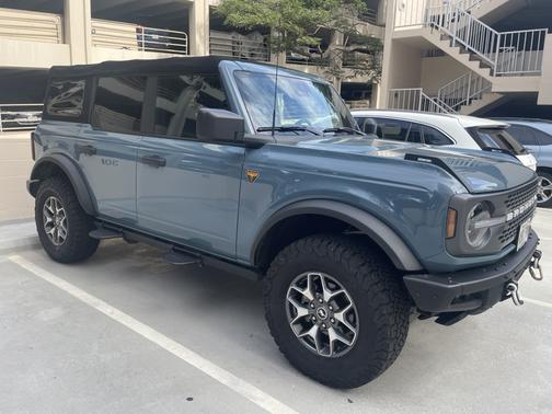 2022 Ford Bronco Badlands Advanced