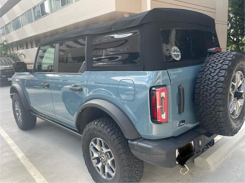 2022 Ford Bronco Badlands Advanced