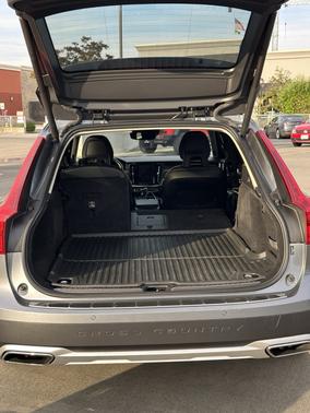 2018 Volvo V90 Cross Country T6
