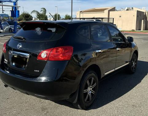 Black 2012 Nissan Rogue S