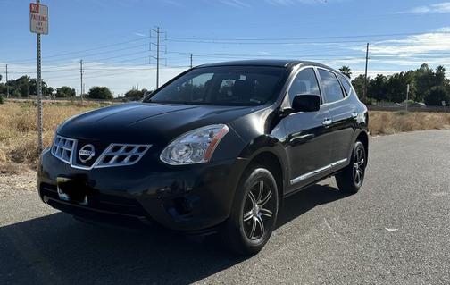 Black 2012 Nissan Rogue S