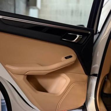 2018 Porsche Macan Macan