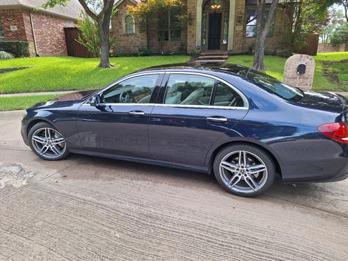 Blue 2019 Mercedes-Benz E-Class E 300 4MATIC