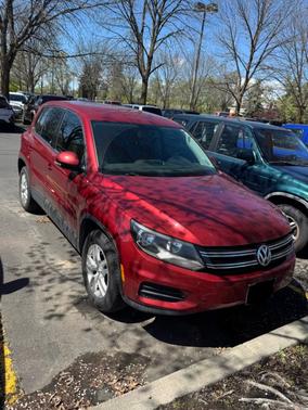 Red 2013 Volkswagen Tiguan S