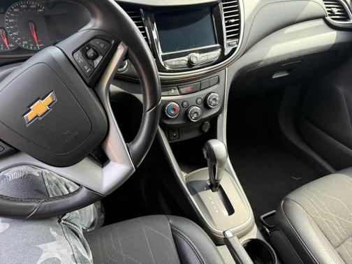 Brown 2018 Chevrolet Trax LT
