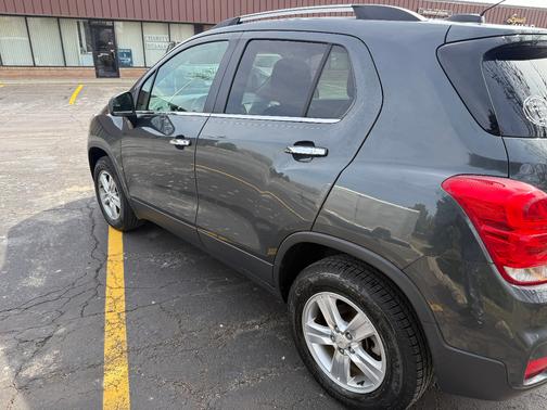 Brown 2018 Chevrolet Trax LT