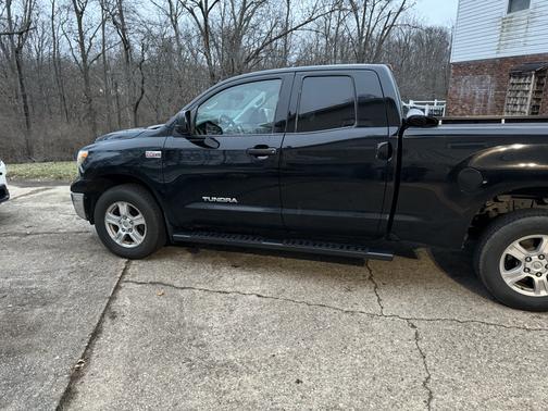 2010 Toyota Tundra Grade