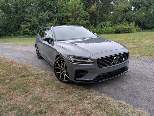 Gray 2024 Volvo V60 Recharge Plug-In Hybrid T8 Polestar Engineered
