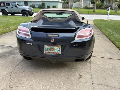 Blue 2008 Saturn Sky Red Line