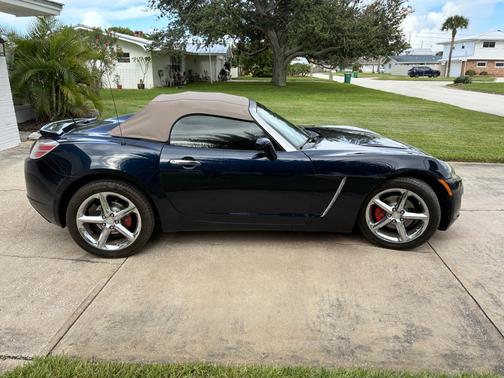 Blue 2008 Saturn Sky Red Line
