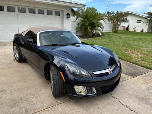 Blue 2008 Saturn Sky Red Line