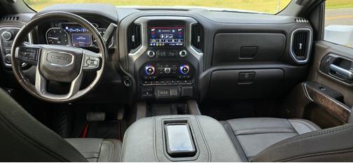 2020 GMC Sierra 2500 Denali