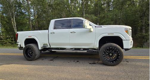 2020 GMC Sierra 2500 Denali
