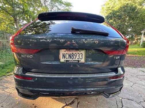 Blue 2025 Volvo XC60 Plug-In Hybrid T8 AWD Ultra