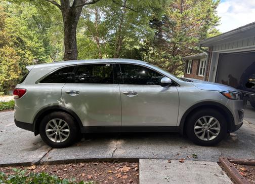 2016 Kia Sorento L