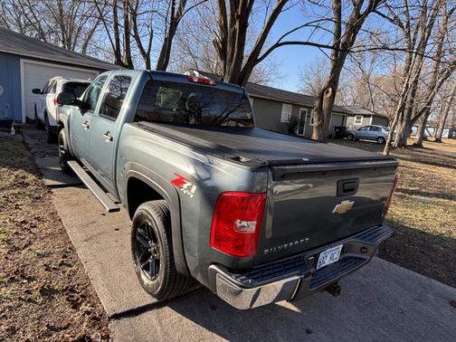 2007 Chevrolet Silverado 1500 LT1 Crew Cab