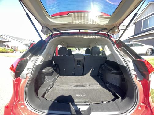 Red 2017 Nissan Rogue S