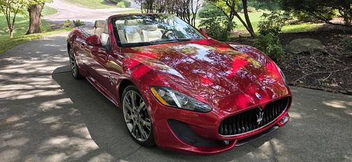 Red 2013 Maserati GranTurismo Sport