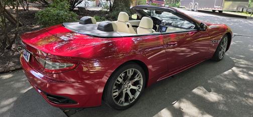 Red 2013 Maserati GranTurismo Sport