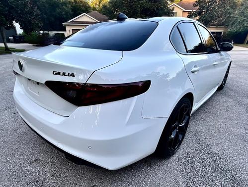 White 2019 Alfa Romeo Giulia Base
