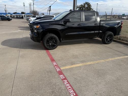 2025 Chevrolet Silverado 1500 Custom Trail Boss