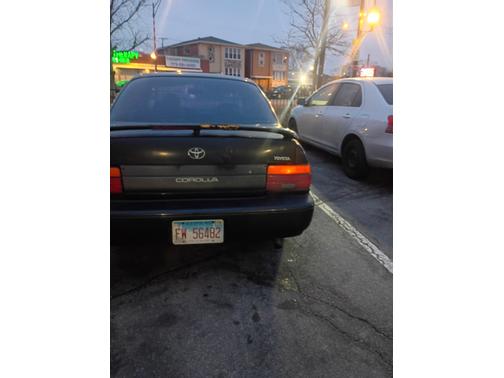 Black 1995 Toyota Corolla Base