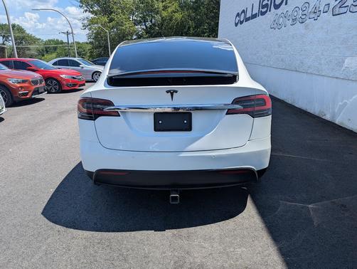 2016 Tesla Model X 90D