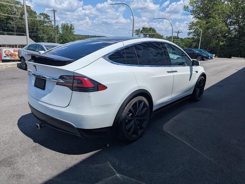 2016 Tesla Model X 90D