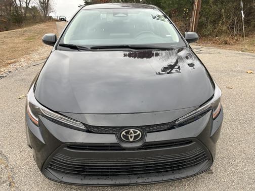 Black 2023 Toyota Corolla LE