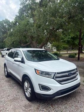 White 2017 Ford Edge SEL