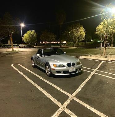 Silver 1998 BMW Z3 2.8 Roadster