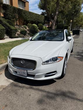 White 2012 Jaguar XJ L