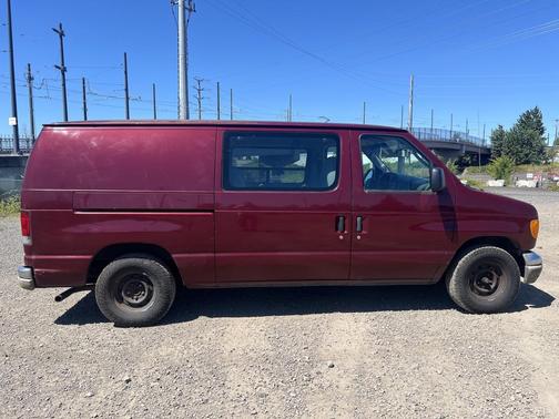 Red 2003 Ford E150 Base