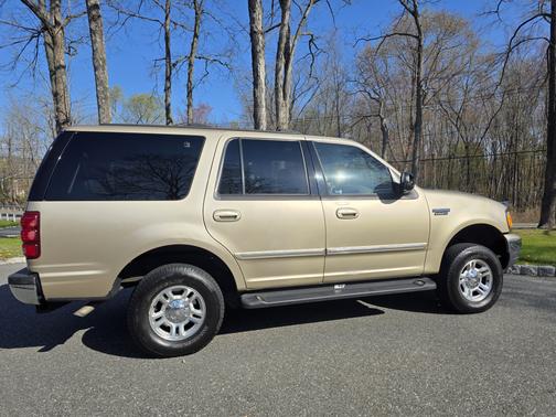 2000 Ford Expedition XLT 4WD