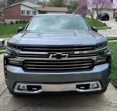 Gray 2019 Chevrolet Silverado 1500 High Country