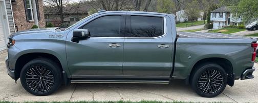 Gray 2019 Chevrolet Silverado 1500 High Country