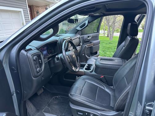 Gray 2019 Chevrolet Silverado 1500 High Country