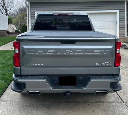 Gray 2019 Chevrolet Silverado 1500 High Country